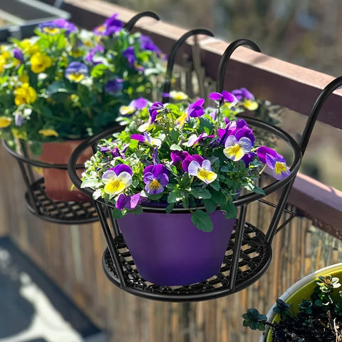 3-Pack Iron Art Hanging Flower Pots with Hooks – Metal Plant Baskets for Balcony